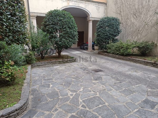 appartamento in vendita a Como in zona Como Centro