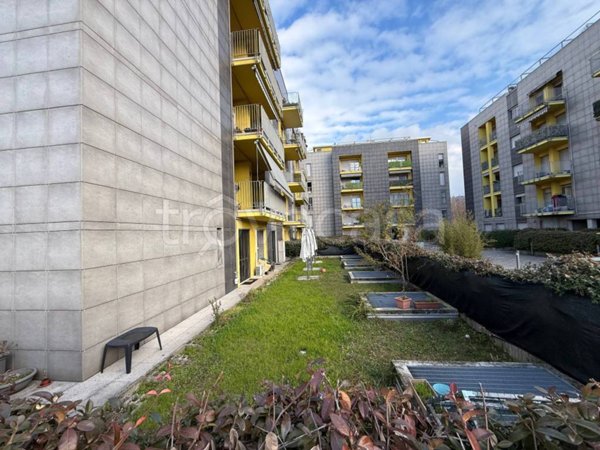 appartamento in vendita a Como in zona Acquanera