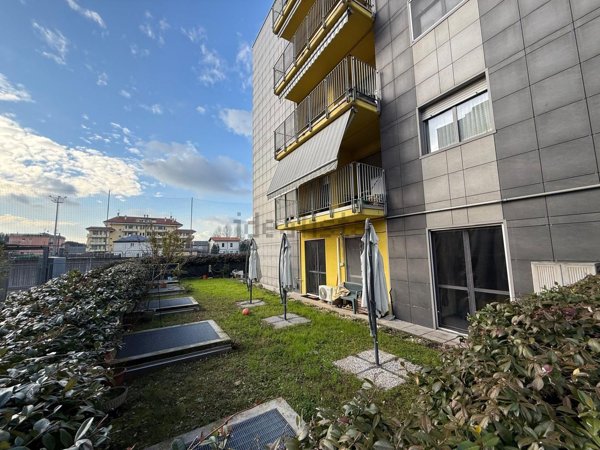 appartamento in vendita a Como in zona Como Centro