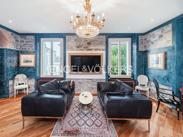 appartamento in vendita a Como in zona Como Centro