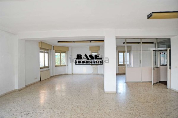 appartamento in vendita a Como in zona Como Centro