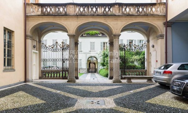 appartamento in vendita a Como in zona Como Centro