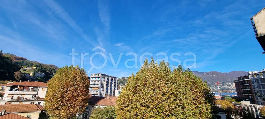 appartamento in vendita a Como in zona Como Centro