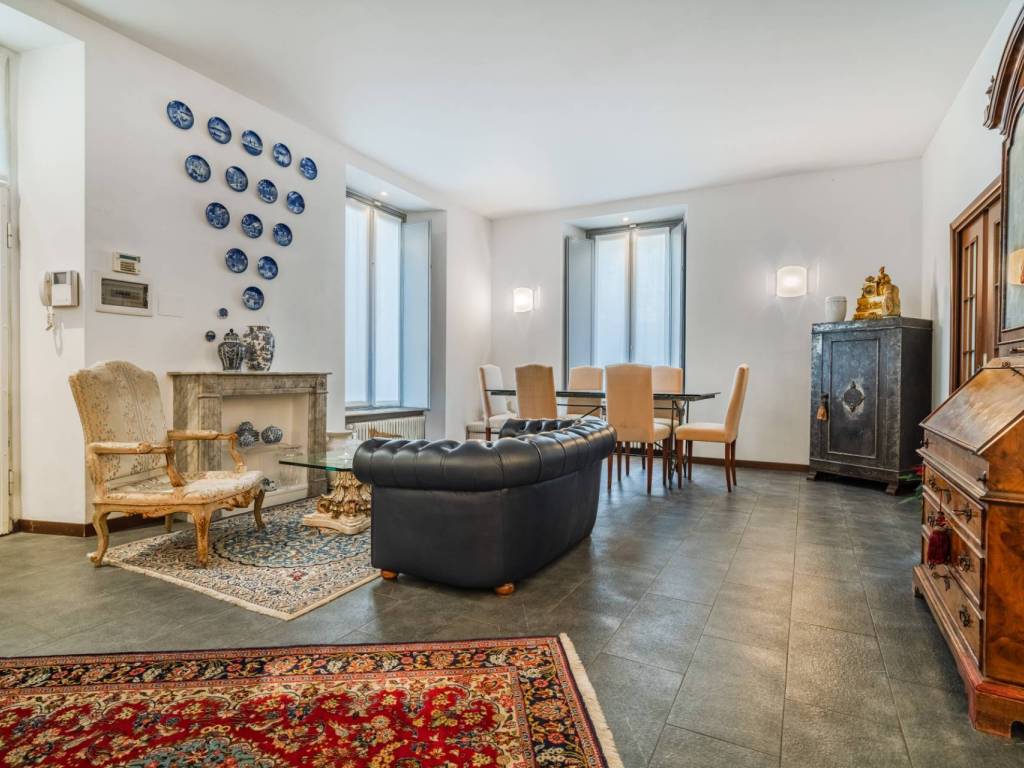 appartamento in vendita a Como in zona Como Centro