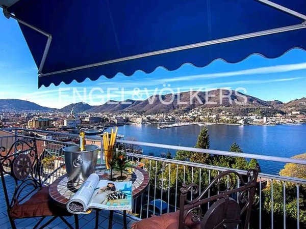 appartamento in vendita a Como in zona Como Centro