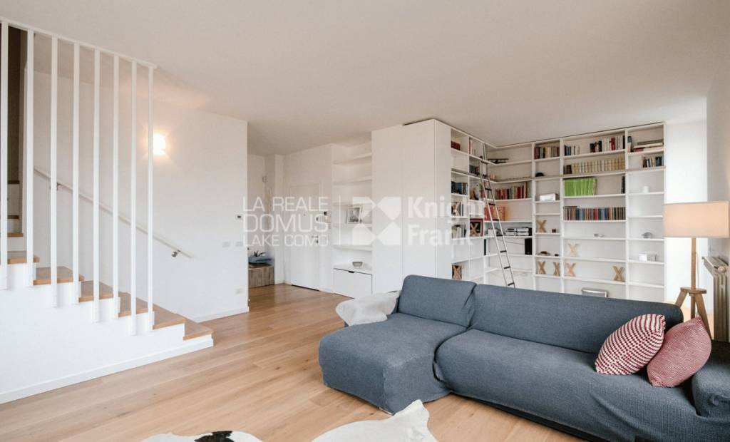 appartamento in vendita a Como in zona Como Centro