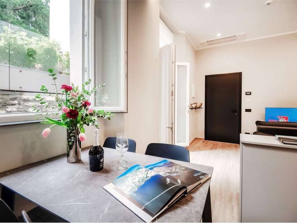 appartamento in vendita a Como in zona Como Centro