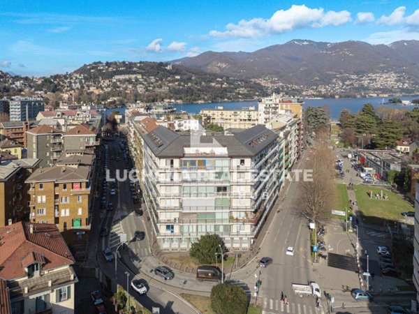 appartamento in vendita a Como in zona Como Centro