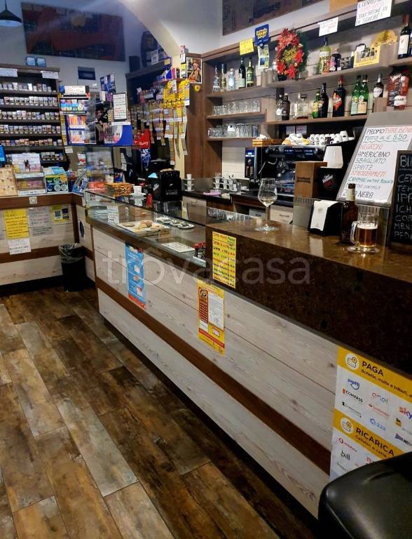 negozio in vendita a Como