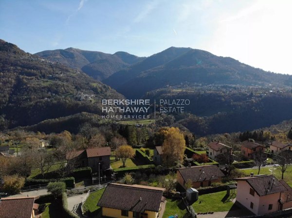 casa indipendente in vendita a Como