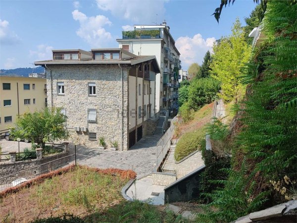 appartamento in vendita a Como