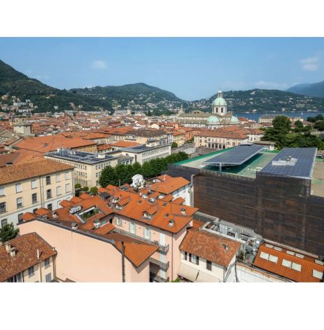 appartamento in vendita a Como in zona Como Centro