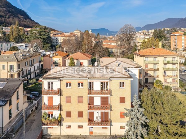 appartamento in vendita a Como