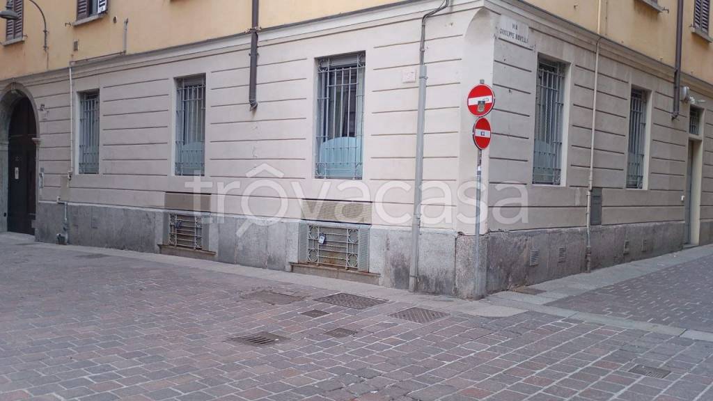 appartamento in vendita a Como in zona Como Centro