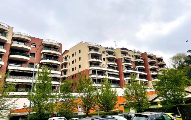 appartamento in vendita a Como in zona Monte Olimpino