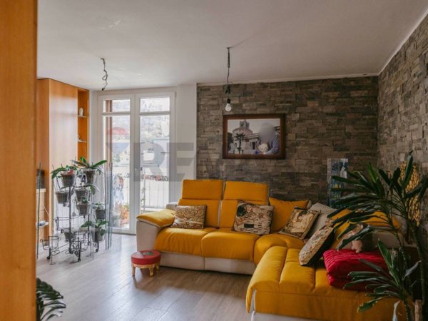 appartamento in vendita a Como in zona Breccia