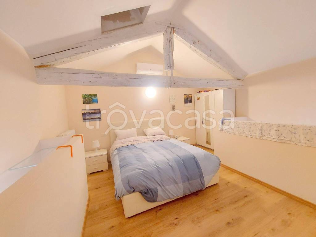 appartamento in vendita a Como in zona Como Centro