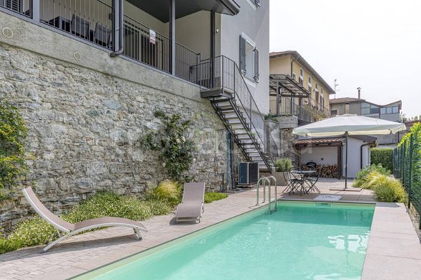 appartamento in vendita a Como in zona Camnago Volta