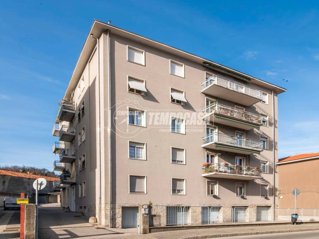 appartamento in vendita a Como in zona Camerlata
