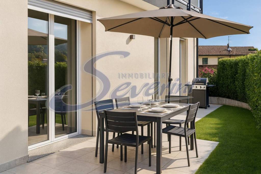 appartamento in vendita a Como in zona Tavernola