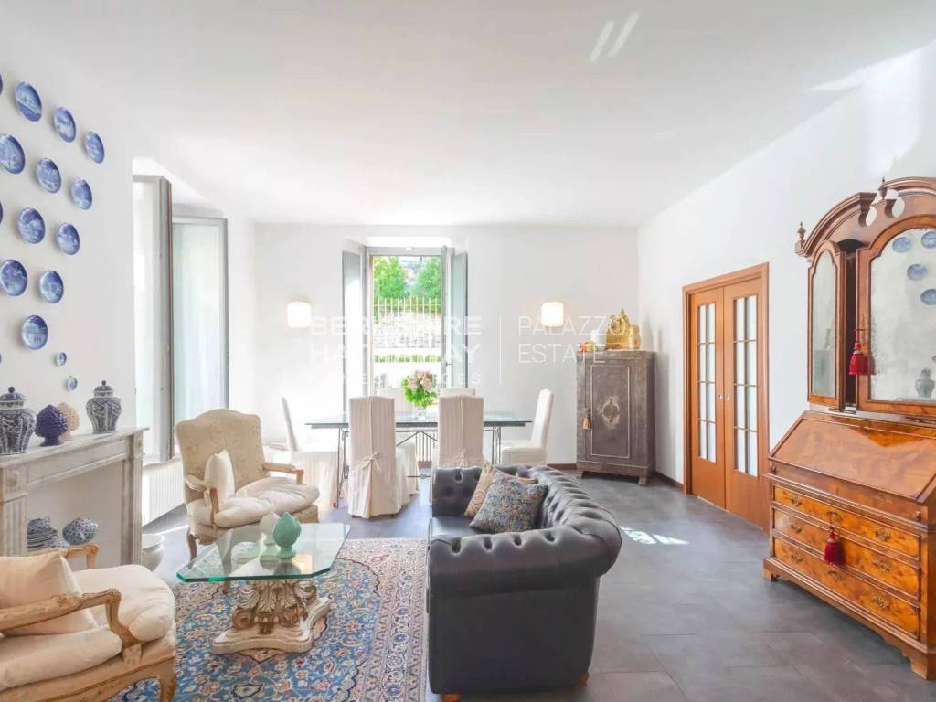 appartamento in vendita a Como in zona Como Centro