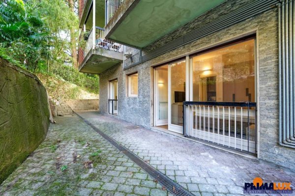 appartamento in vendita a Como in zona Valduce