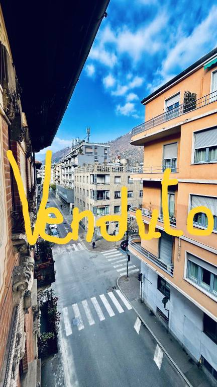 appartamento in vendita a Como in zona Borghi