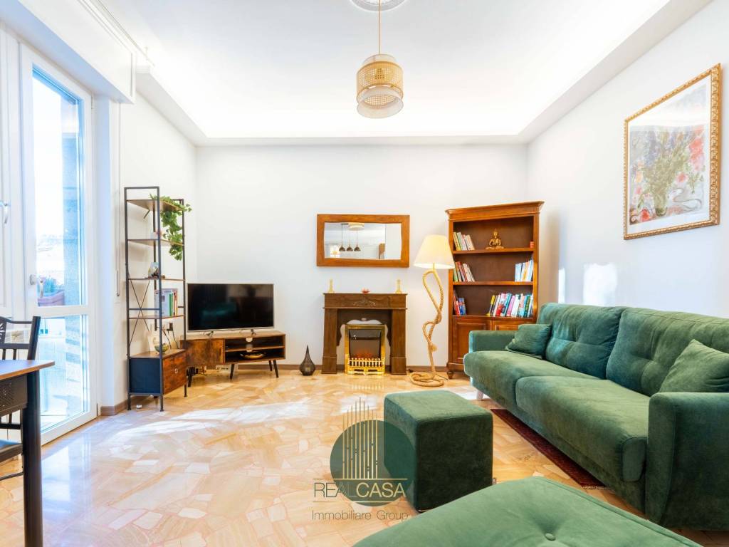 appartamento in vendita a Como in zona Como Centro