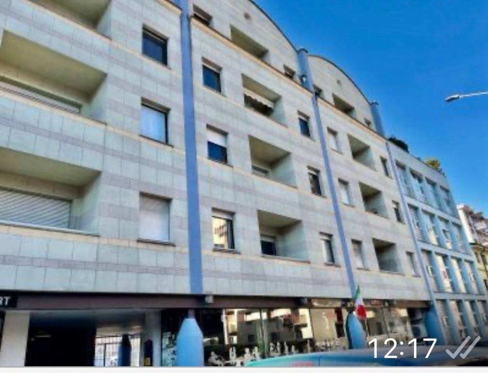 appartamento in vendita a Como in zona Borghi