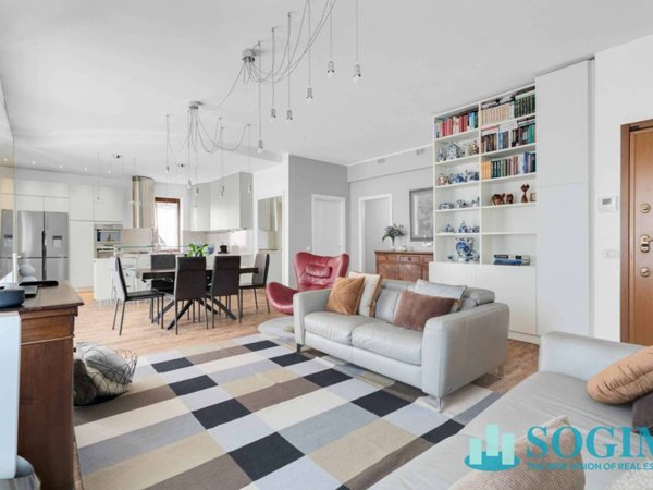 appartamento in vendita a Como in zona Como Centro