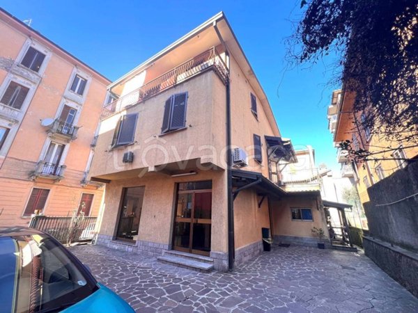 casa indipendente in vendita a Como in zona Ponte Chiasso