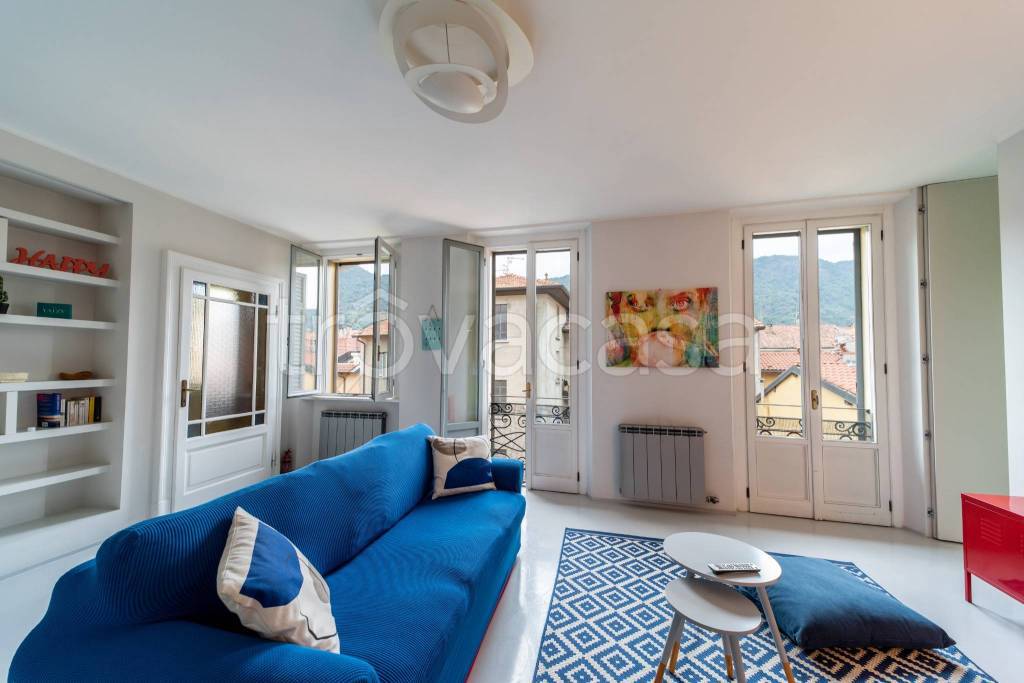 appartamento in vendita a Como in zona Borghi