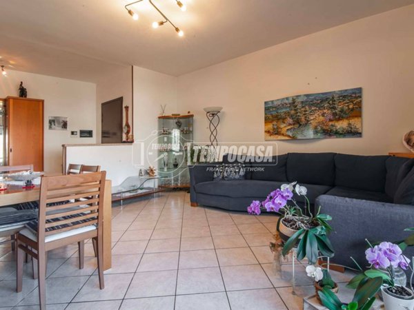 appartamento in vendita a Como in zona Sagnino