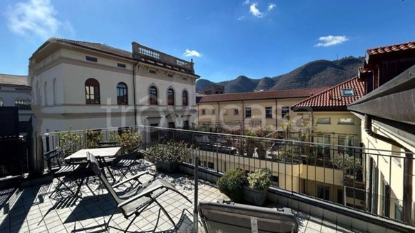 appartamento in vendita a Como in zona Como Centro