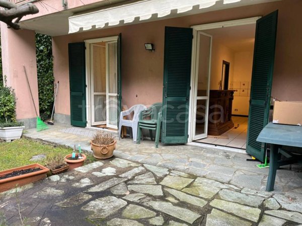 appartamento in vendita a Como in zona Tavernola