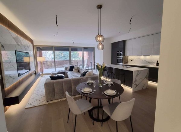 appartamento in vendita a Como in zona Borghi