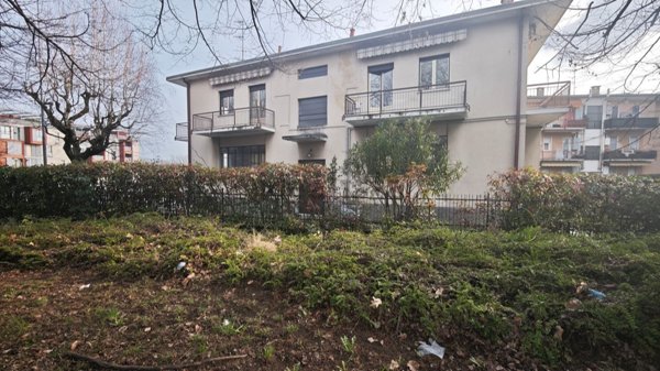 intera palazzina in vendita a Como