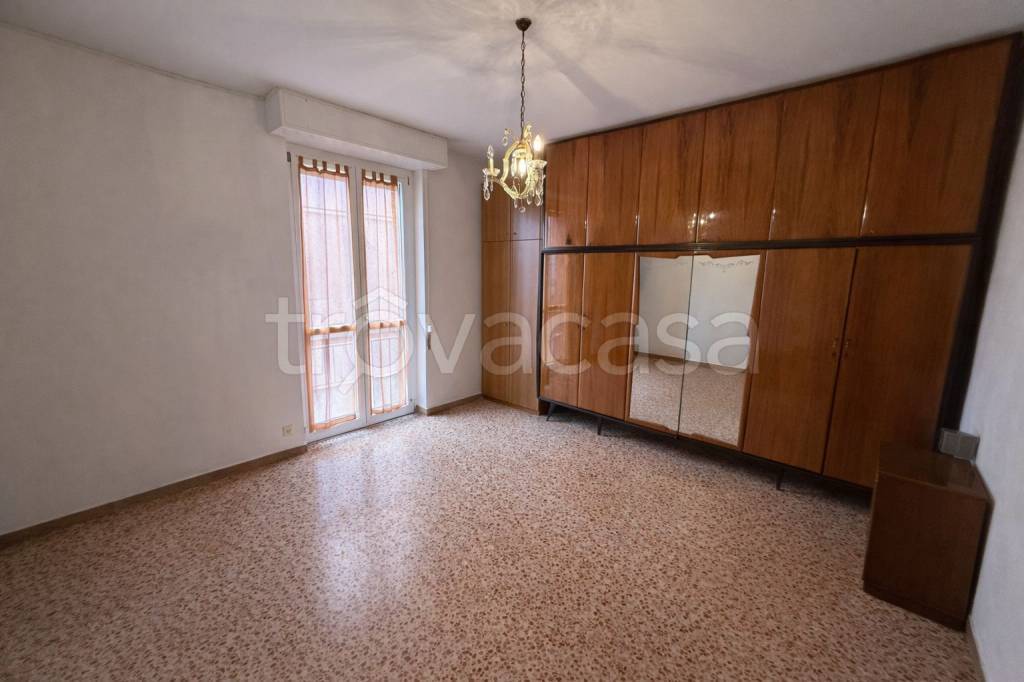 appartamento in vendita a Como in zona Tavernola