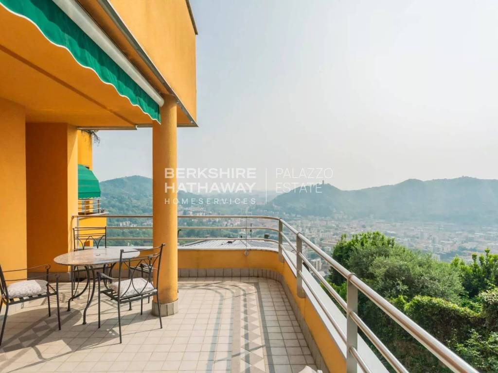 appartamento in vendita a Como in zona Garzola