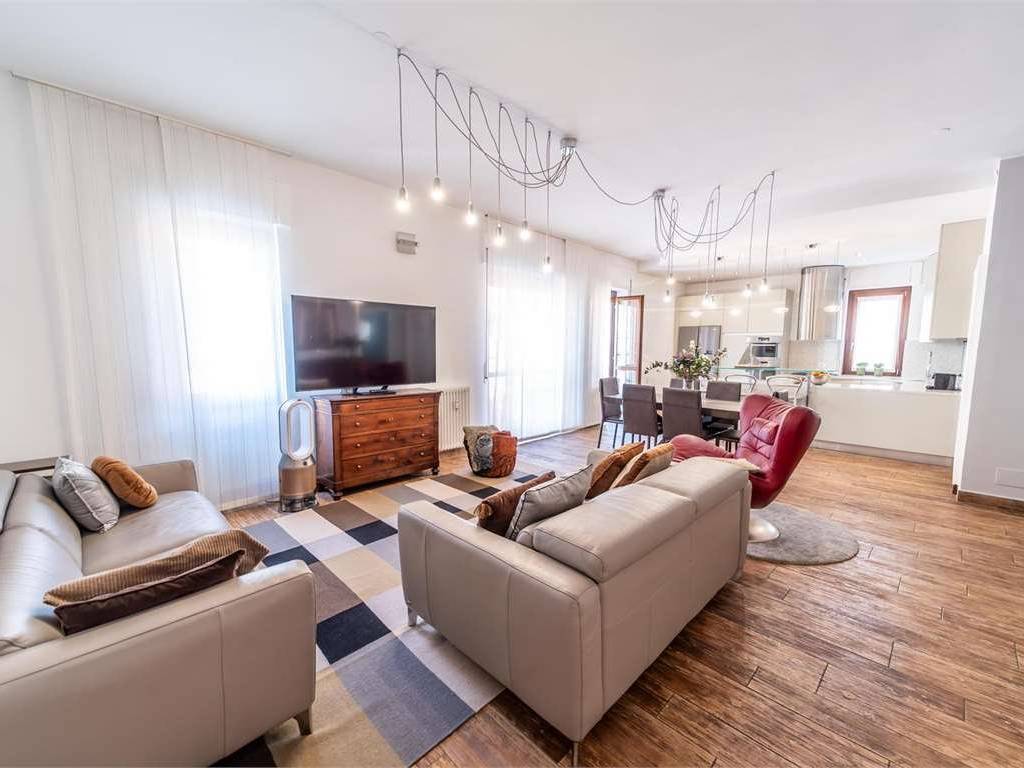 appartamento in vendita a Como in zona Como Centro