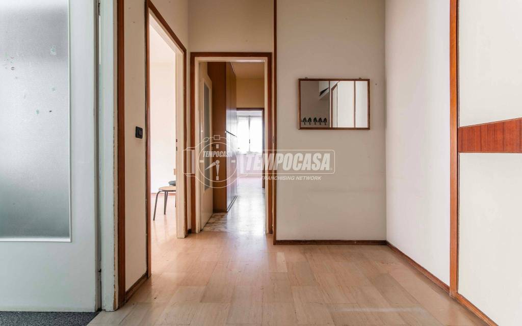 appartamento in vendita a Como in zona Como Centro