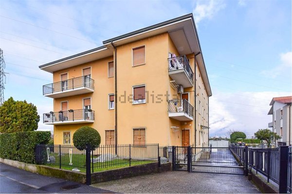 appartamento in vendita a Como in zona Sagnino