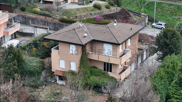 casa indipendente in vendita a Como