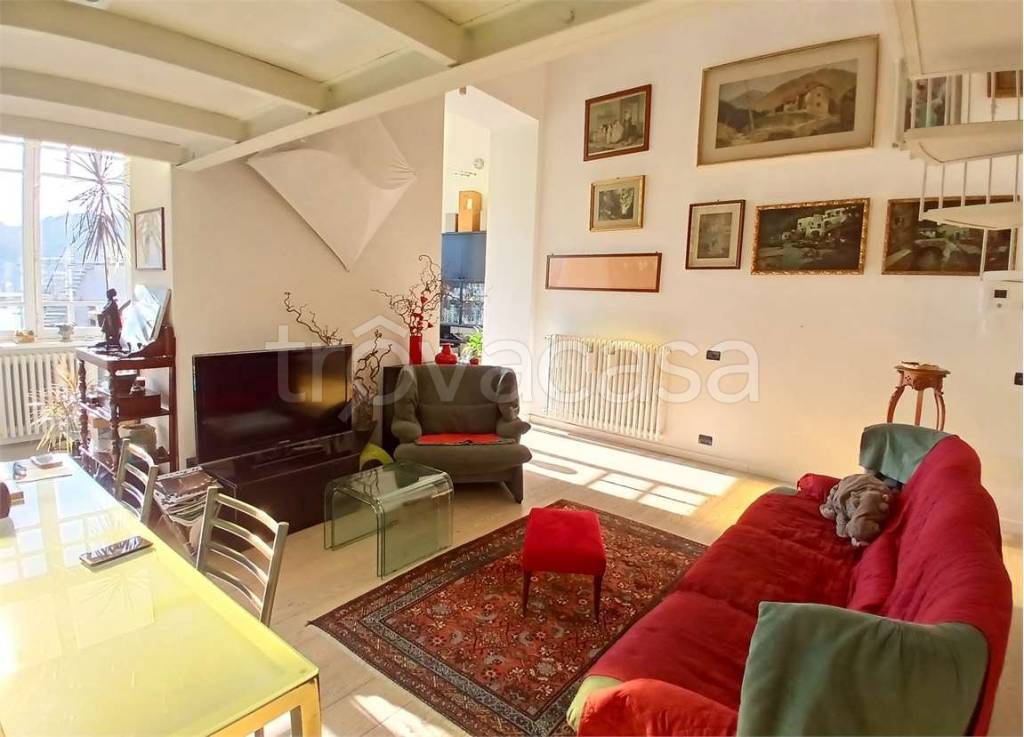 appartamento in vendita a Como in zona Como Centro