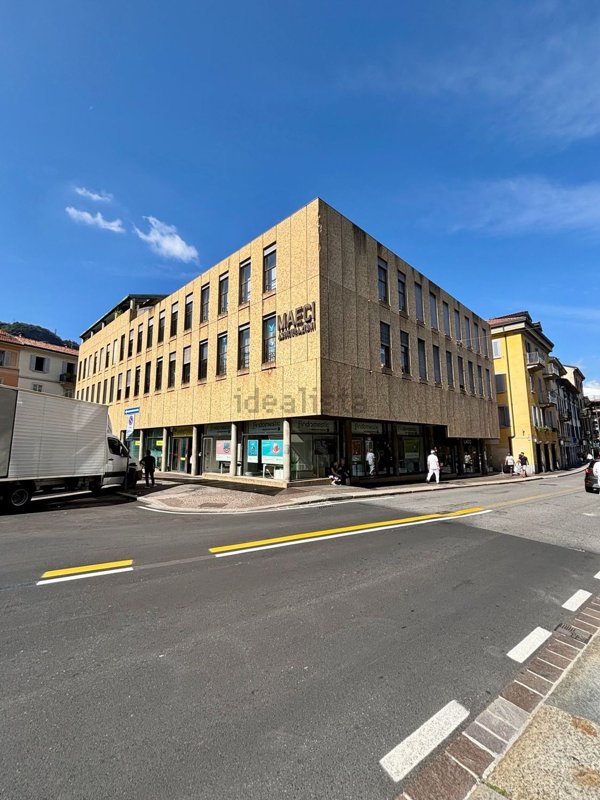 appartamento in vendita a Como in zona Borghi