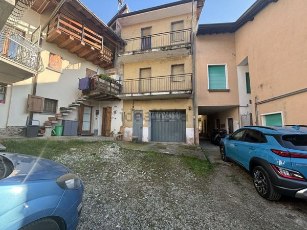 appartamento in vendita a Como in zona Civiglio
