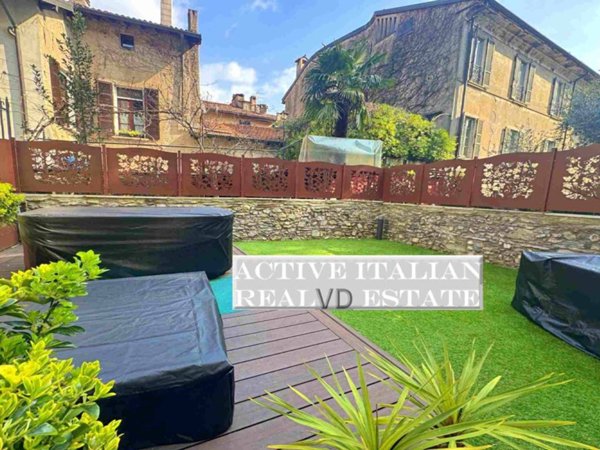 appartamento in vendita a Como in zona Como Centro