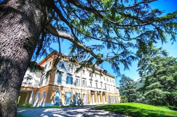 appartamento in vendita a Como in zona Sagnino