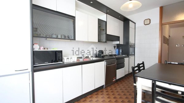 appartamento in vendita a Como in zona Sagnino