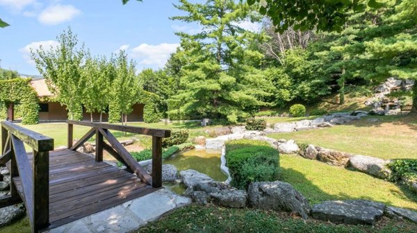 casa indipendente in vendita a Como